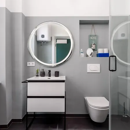 Rhea Exclusive * オパティヤ