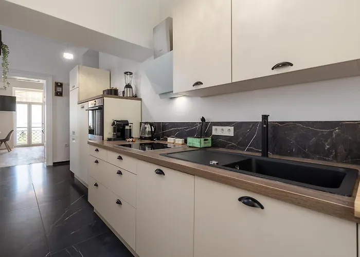 Διαμέρισμα Rhea Exclusive